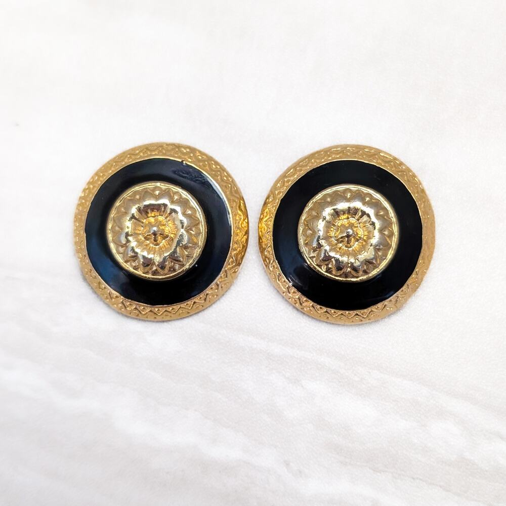 Vintage Shoe Clips Statement Circle Ornate Gold Tone with Black Enamel 1.25"